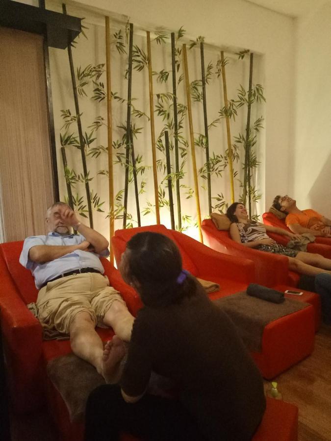 Hanoisunflowersuitehostel Экстерьер фото